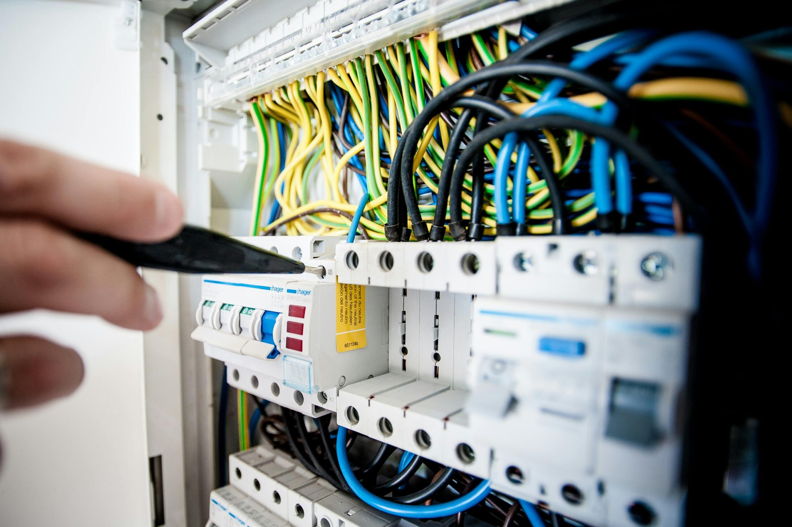 Electrician autorizat în Cluj-Napoca – servicii rapide și sigure